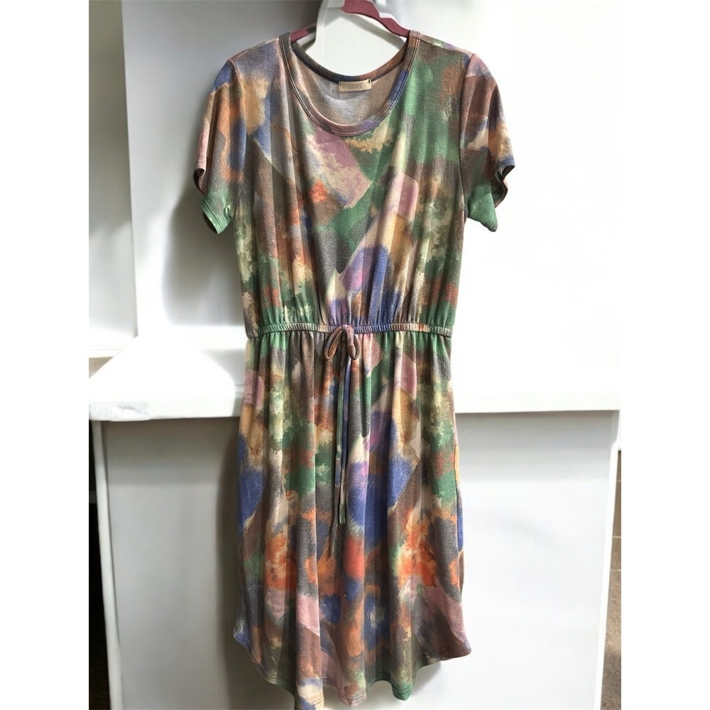 Dress size large multicolor, tie-dye effect elastic waist T-shirt dress
